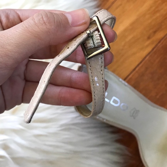 Aldo Leather Heels - Picture 3 of 5